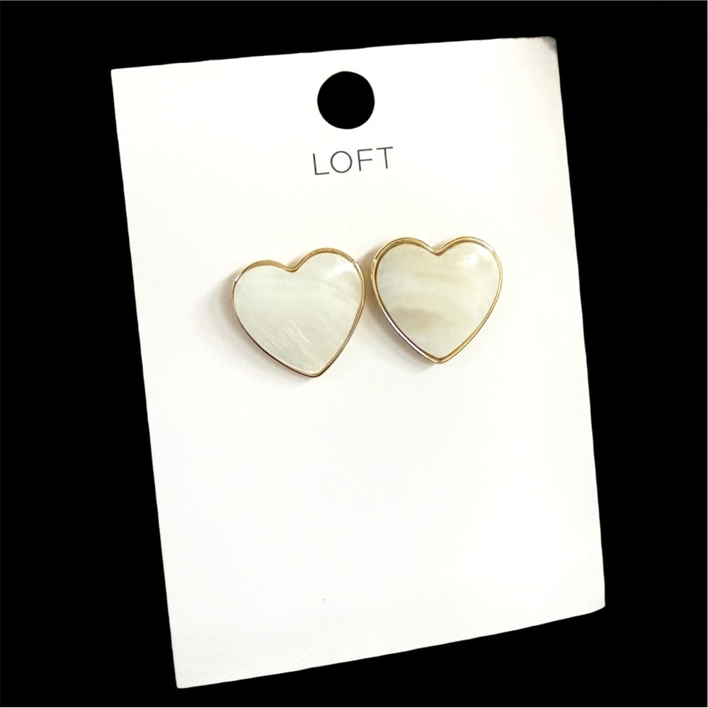 LOFT Creamy White Shell Heart Stud Earrings with Gold-Trim NWT